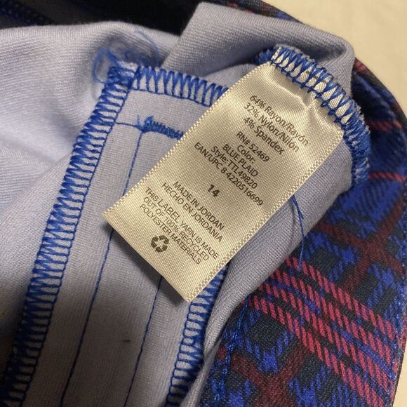 Womens Time and Tru Ponte Capri Pants Blue Plaid Size 14 ( No Pockets ) 34x24 - Picture 7 of 16